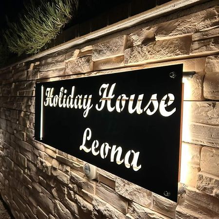 Holiday House Leona Otočac Buitenkant foto