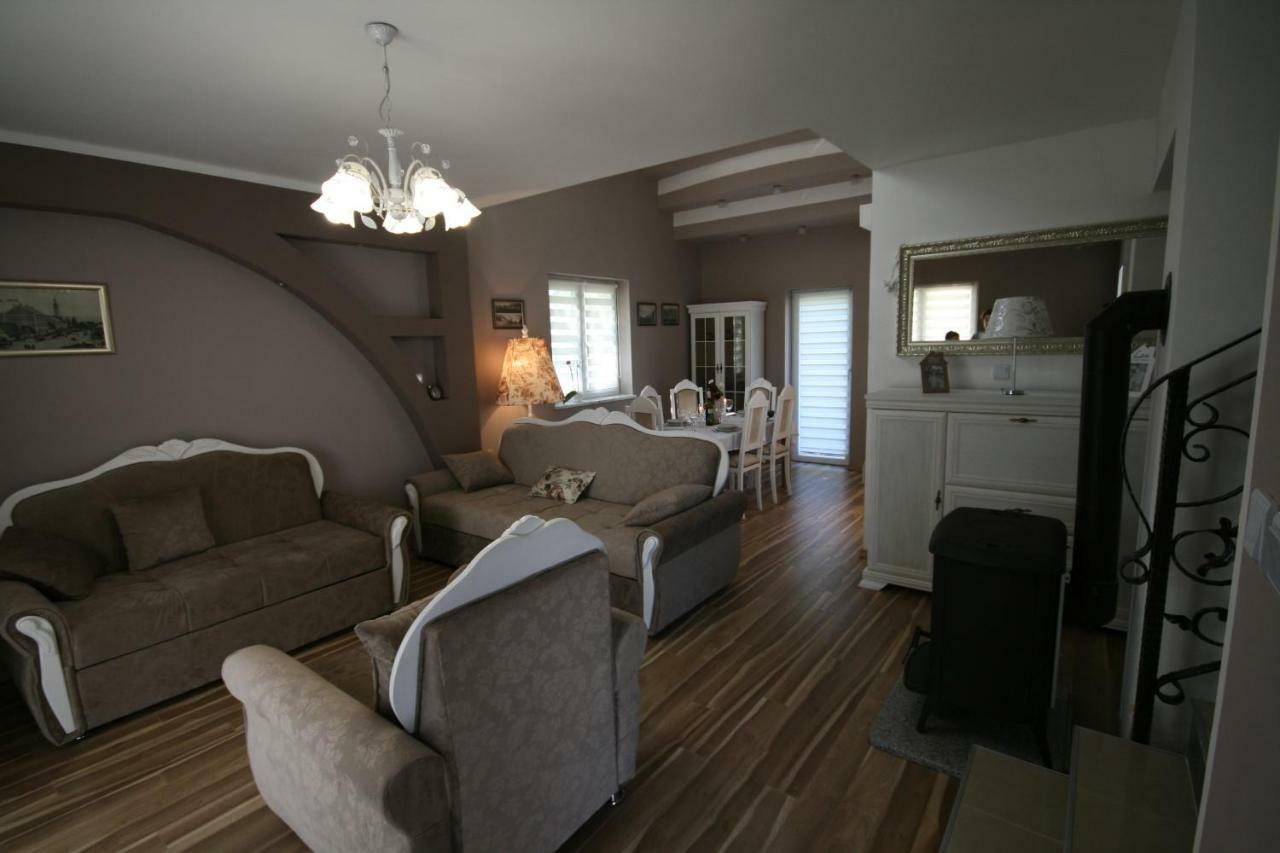 Holiday House Leona Otočac Buitenkant foto